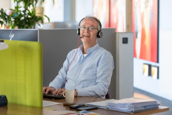 klantenservice medewerker aan het werk